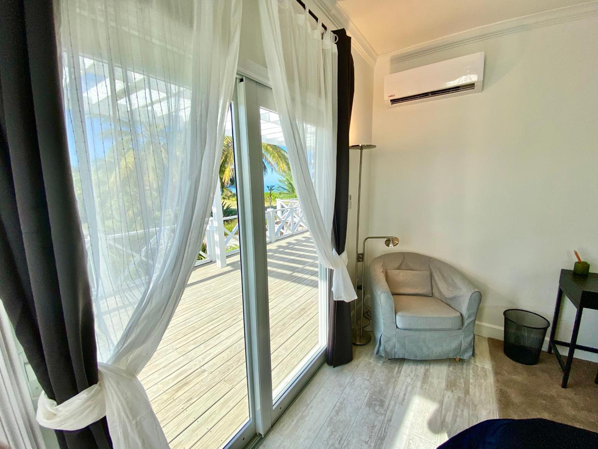 Eleuthera Retreat - Villa & Cottages On Pink Sand Beachfront Palmetto Point ภายนอก รูปภาพ
